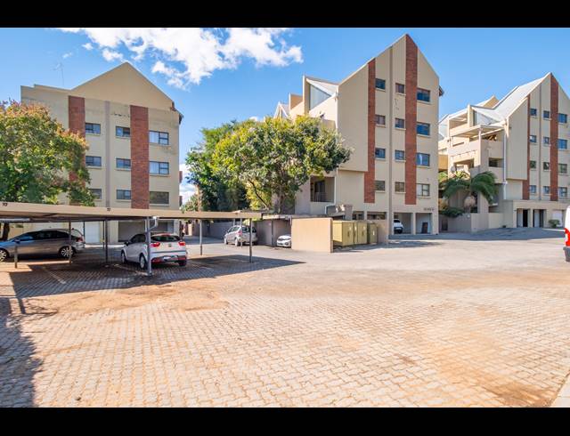 2 BEDROOM APARTMENT FOR SALE IN BLACKHEATH
